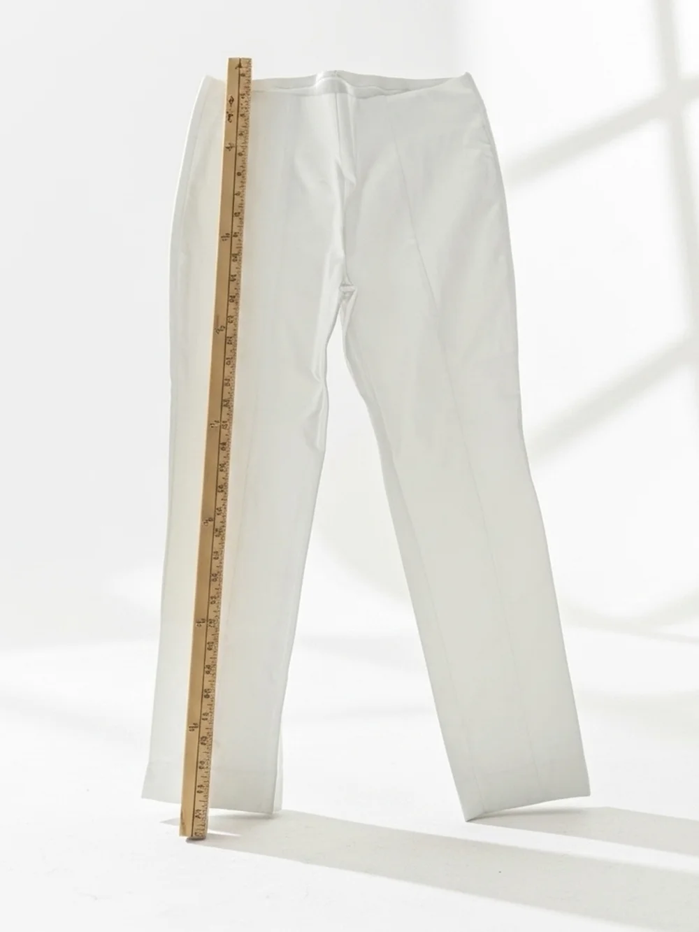 Chicos , White Tailored Stretch Crop Straight Ankle Pants Womens Size 00 Petite - Picture 3 of 9